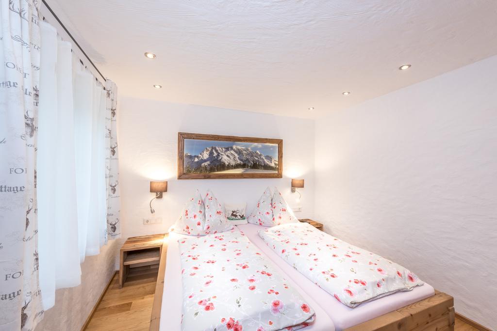 Haus Moesenlechner Lägenhet Maishofen Exteriör bild